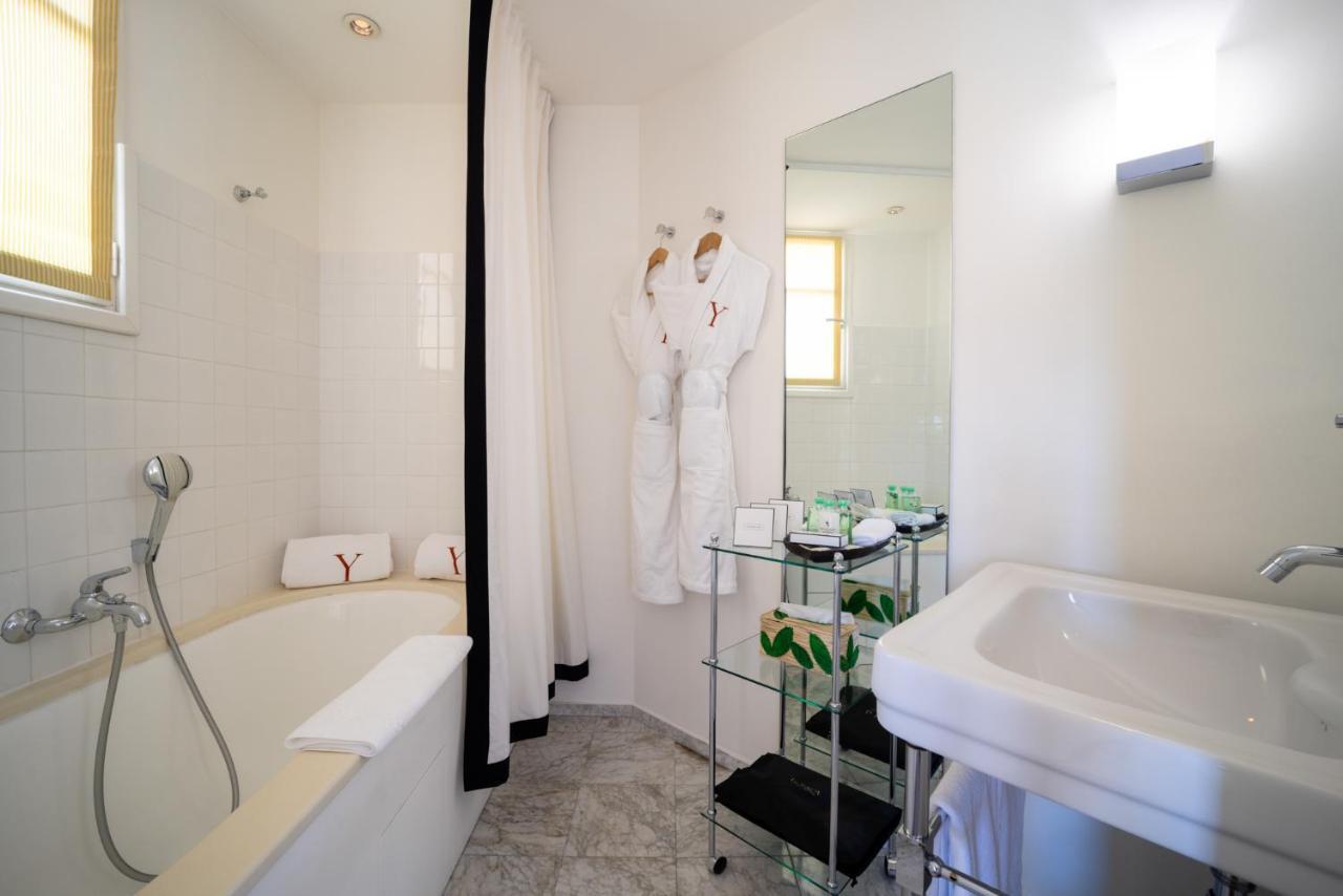 Hotel Le Y Saint Tropez Bagian luar foto